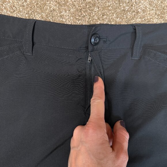 Eddie Bauer Adventurer Mini Skort Womens 8 Black Built in Brief Golf Activewear - Picture 9 of 11